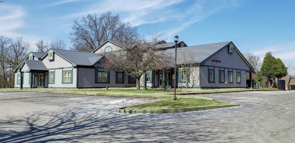 S. Cleveland Avenue Medical Building: 754 S Cleveland Ave, Mogadore, OH 44260